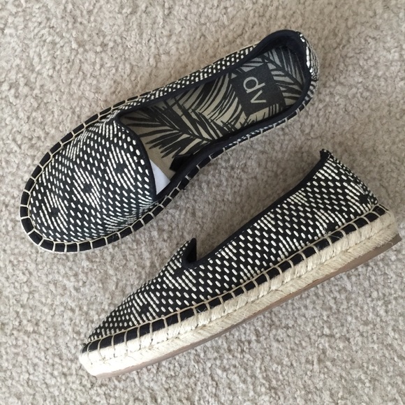 DV by Dolce Vita Shoes - DV by Dolce Vita Woven Tribal Print Espadrilles 6